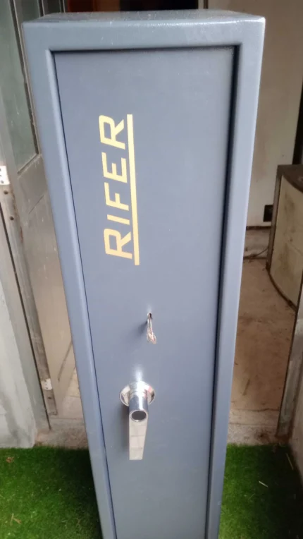 Cofre / Armeiro 3 Armas Rifer